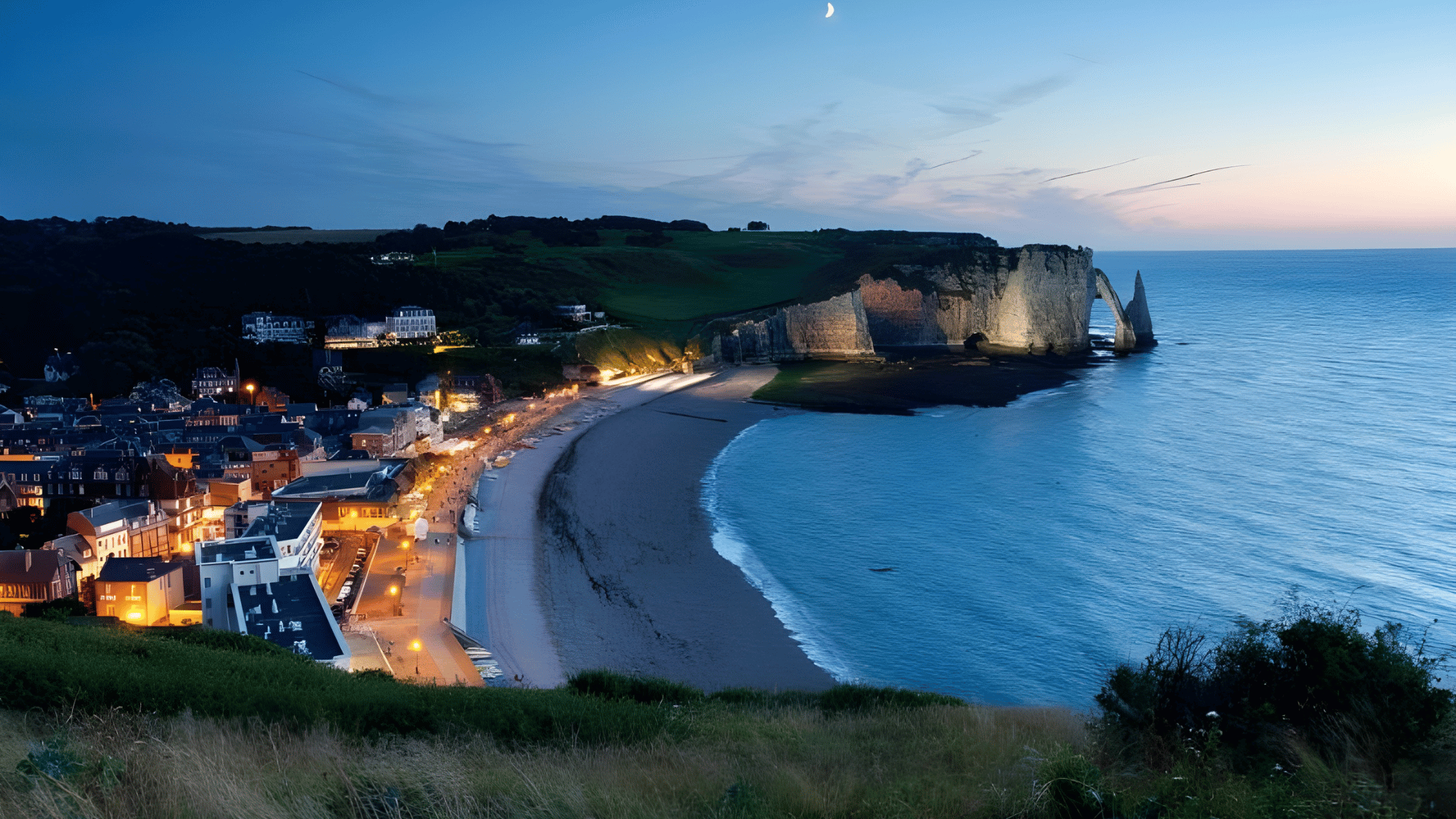 Fond Loisirs - Gite Leclair Logis - Etretat by night